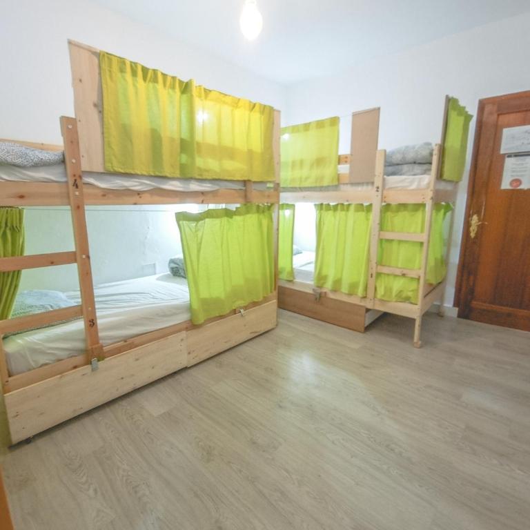 Aguere Nest Hostel - Cama en habitación compartida mixta de 6 camas - 3
