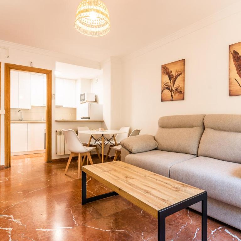 tuGuest San Agustin Apartment - Two-Bedroom Apartment - 1
