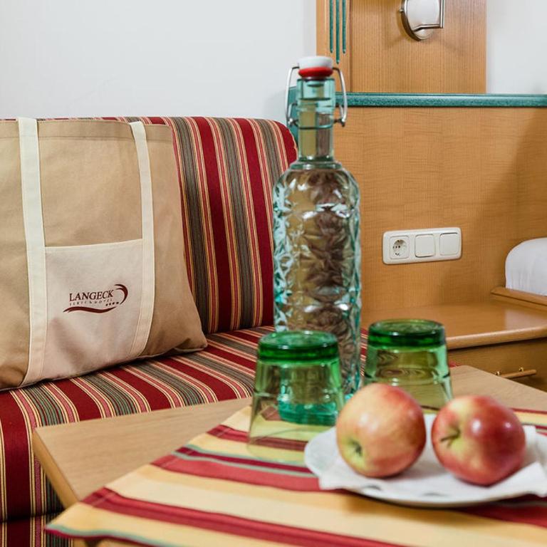 Hotel Langeck - Doppelzimmer mit Balkon - 5