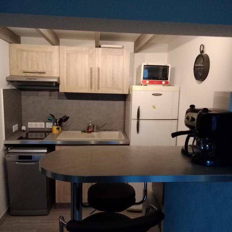 Lorgues jacuzzi spa privatif et piscine - Maison 1 Chambre - 5