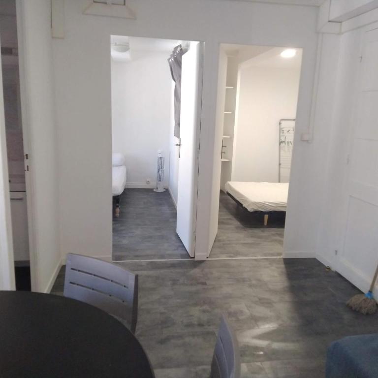 APPARTEMENT 6 PERSONNES - Appartement 2 Chambres - 1