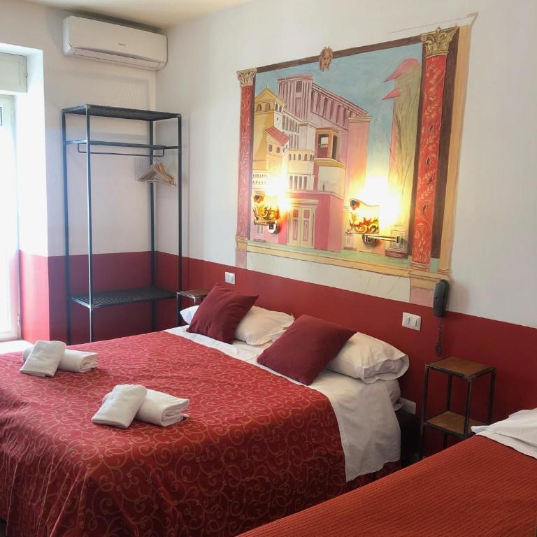 Hotel Europeo Napoli - Quadruple Room - 2