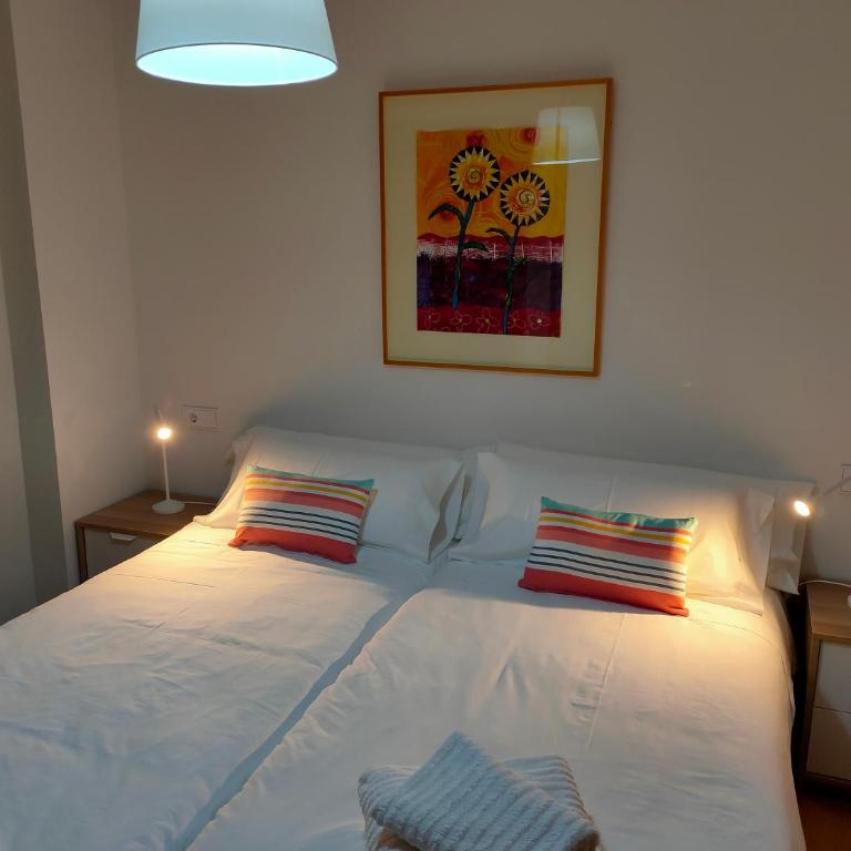 Ventura Apartment ESS02622 - Apartamento de 2 dormitorios - 3