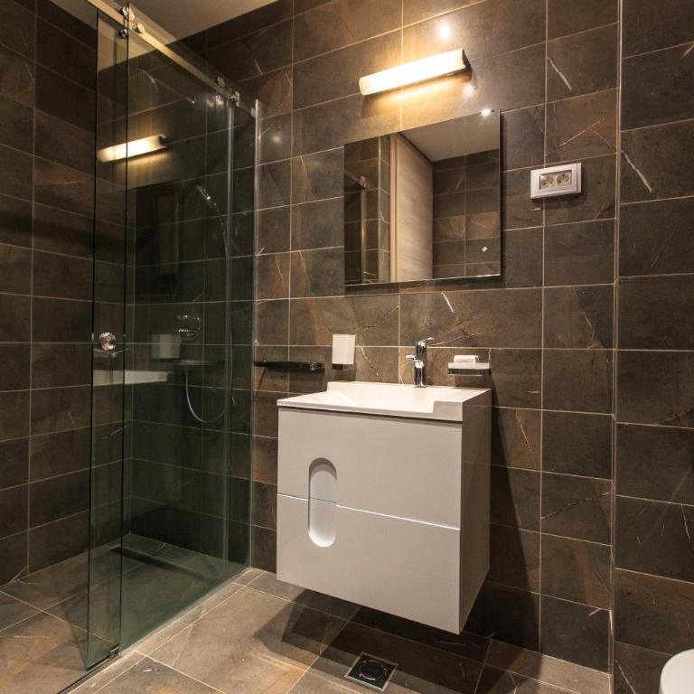 LuxBeachFront - Apartman s 1 Spavaćom Sobom i Pogledom na More - 11
