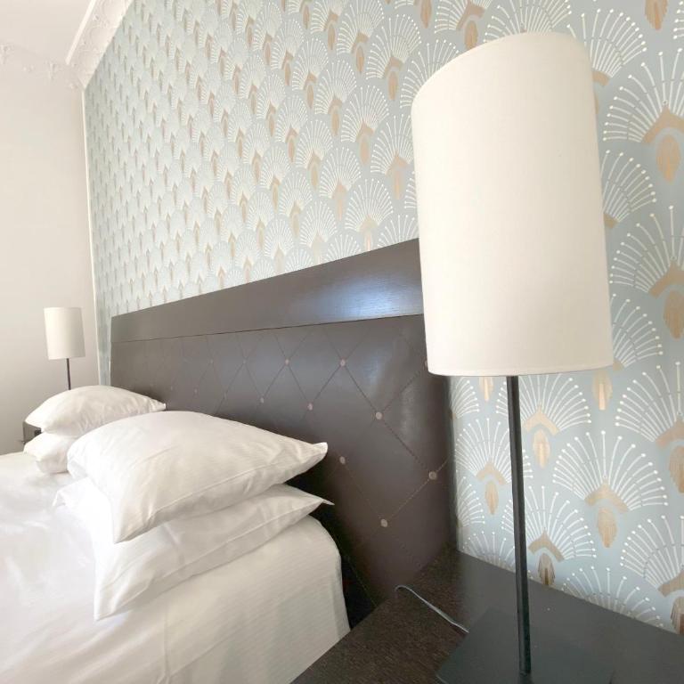 La Villa Paris - B&B - Chambre Lit King-Size avec Baignoire Spa - 3