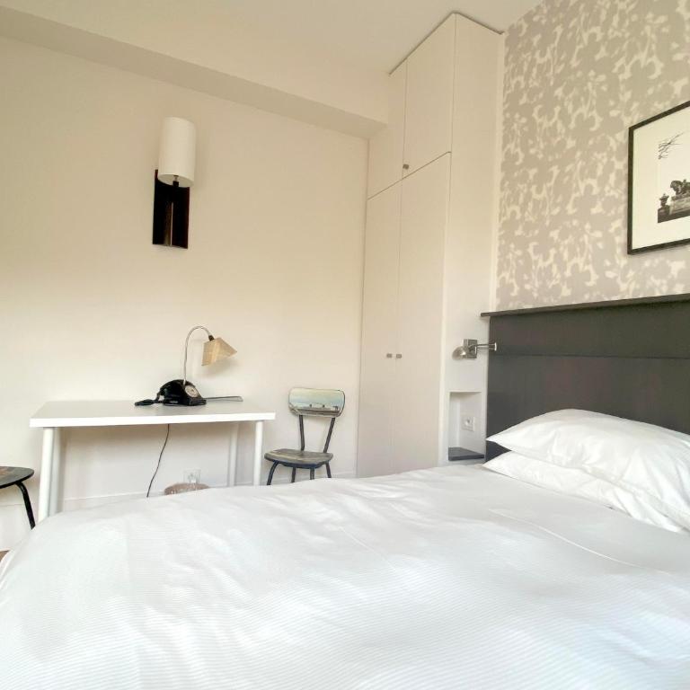 La Villa Paris - B&B - Chambre Lit King-Size Supérieure - 23