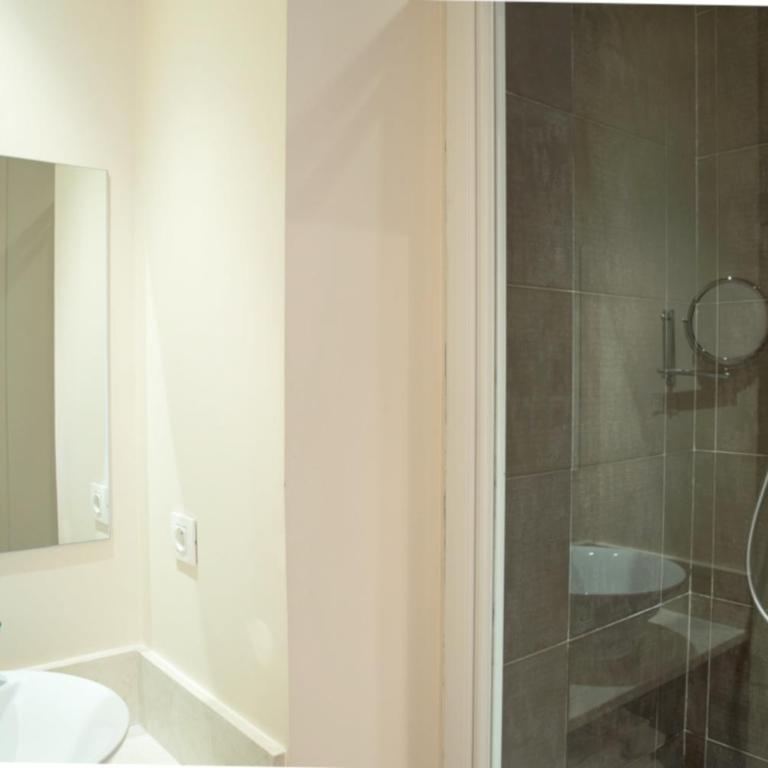 La Villa Paris - B&B - Chambre Double Standard - 4