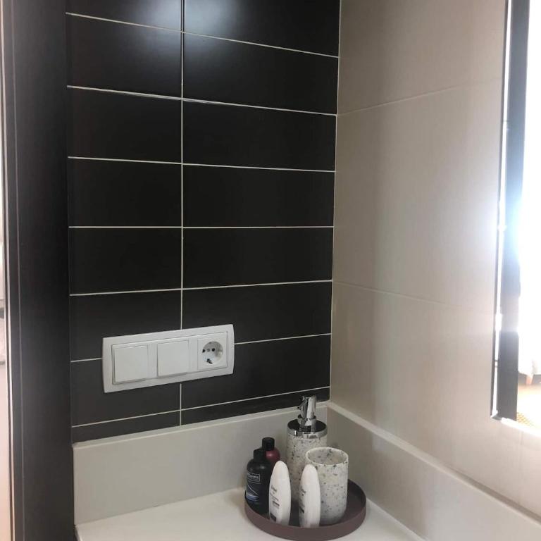Apartmento studio boho a 1 minuto del puerto y la playa! - Apartamento de 1 dormitorio - 17