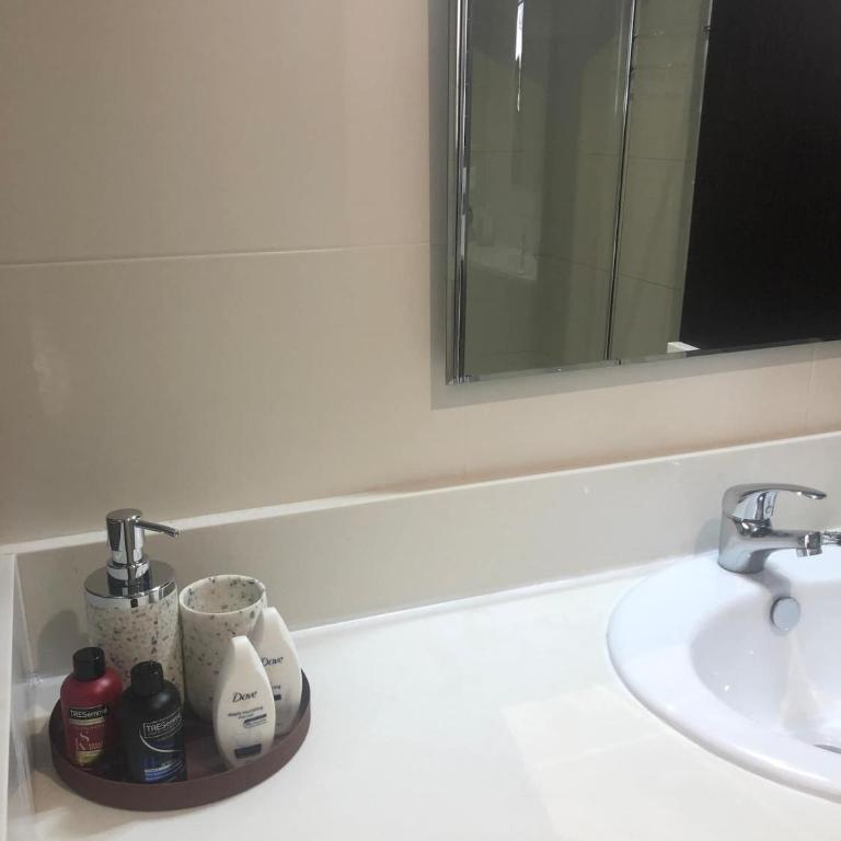 Apartmento studio boho a 1 minuto del puerto y la playa! - Apartamento de 1 dormitorio - 14