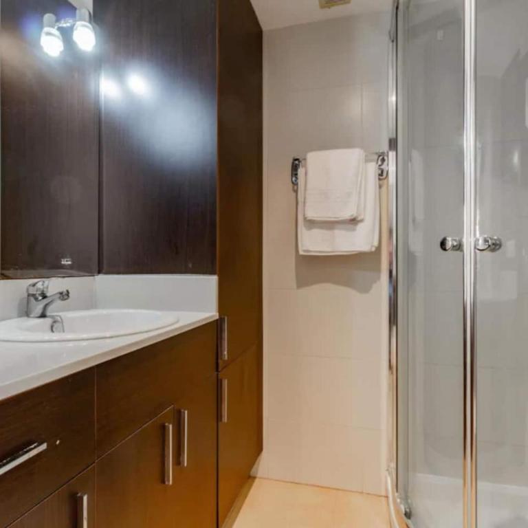 Apartmento studio boho a 1 minuto del puerto y la playa! - Apartamento de 1 dormitorio - 8