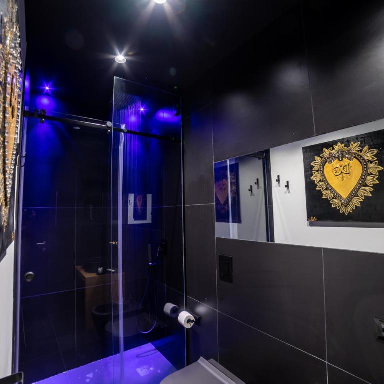 Maximum hub suite&spa - Camera King con Vasca Idromassaggio - 32