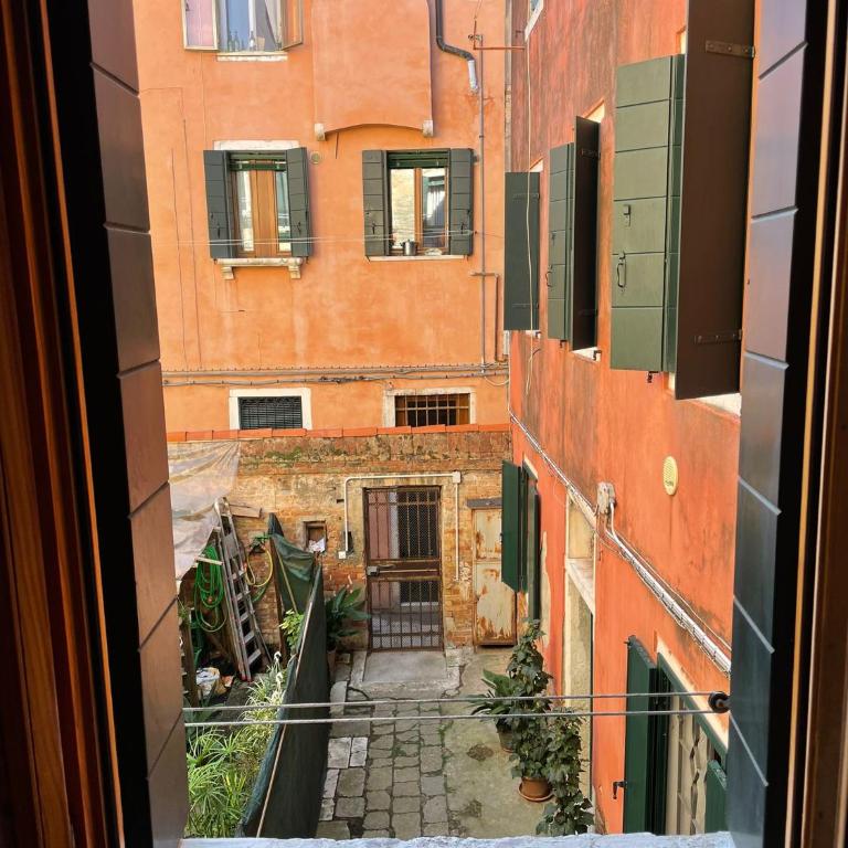 Ca Marga Cannaregio - Central Venetian Style 2 bedroom apartment - Two-Bedroom Apartment - 5