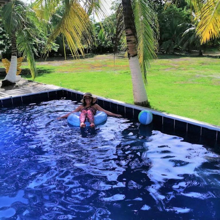 Casa de Playa Moñitos Laguito - Three-Bedroom Home - 80