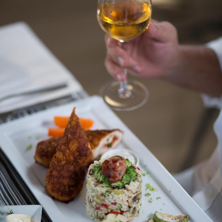 Spa Resort Bečići - Apartman sa Pogledom na Bazen - 24