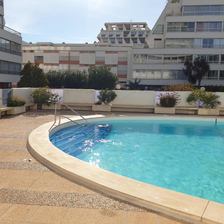 Superbe studio entièrement refait à neuf - Appartamento con 1 Camera da Letto - 16