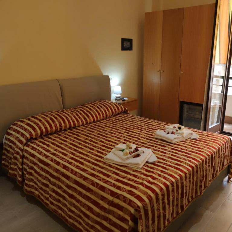 Alfa & Phi - Double Room - 1
