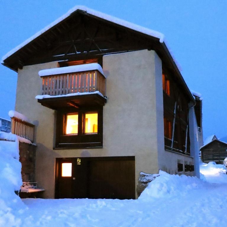 Chasa Tablà Guarda - Apartment "Suot" mit 2 Schlafzimmern - 17