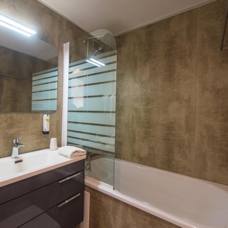 Logis Hotel Le Lac - Chambre Simple - 4