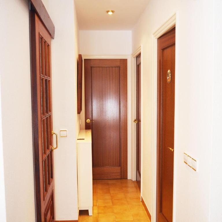 Saromar I Apartament amb gran terrassa, per 6 persones a 5 minuts de la Platja Gran - Apartamento con terraza - 34