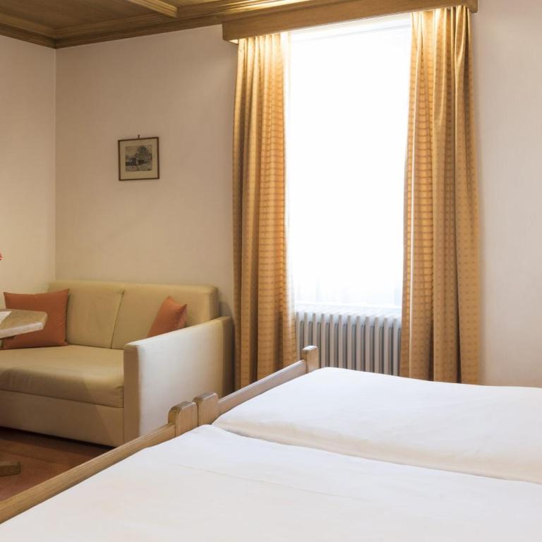 Chesa Languard - Standard Doppelzimmer - 5
