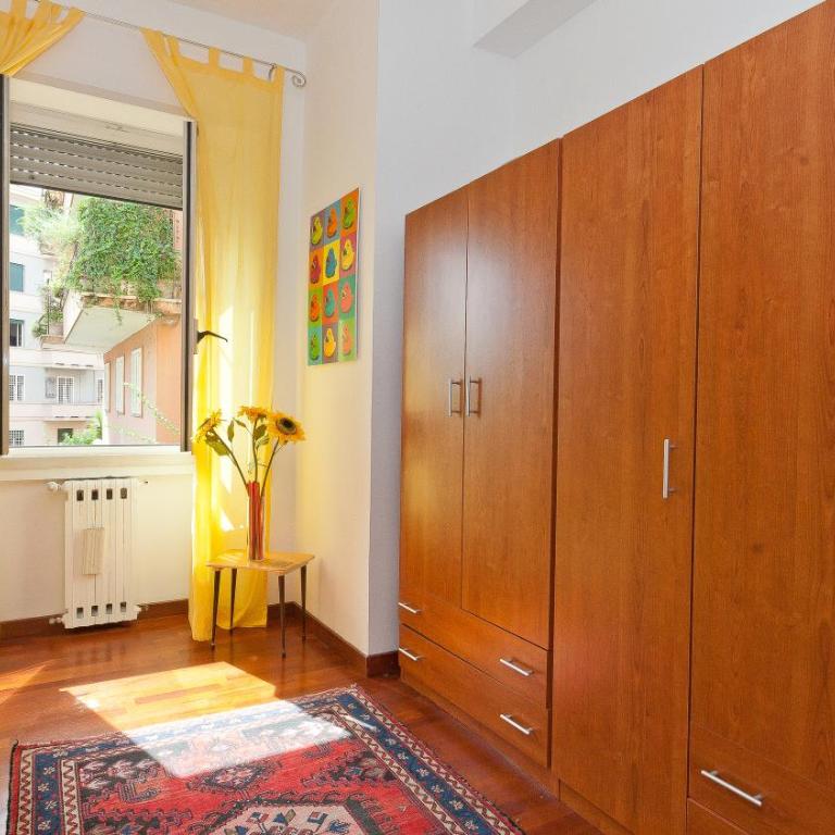Pateras Flower-Rental in Rome - Appartamento con 2 Camere da Letto - 22