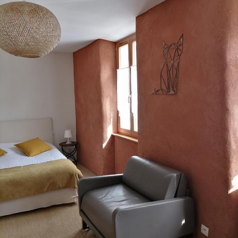 Auberge Buissonniere - Chambre Familiale avec Douche - 2