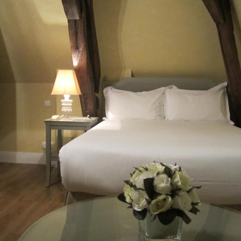 Château De Lazenay, Bourges Val d'Auron - Chambre Charme - 1