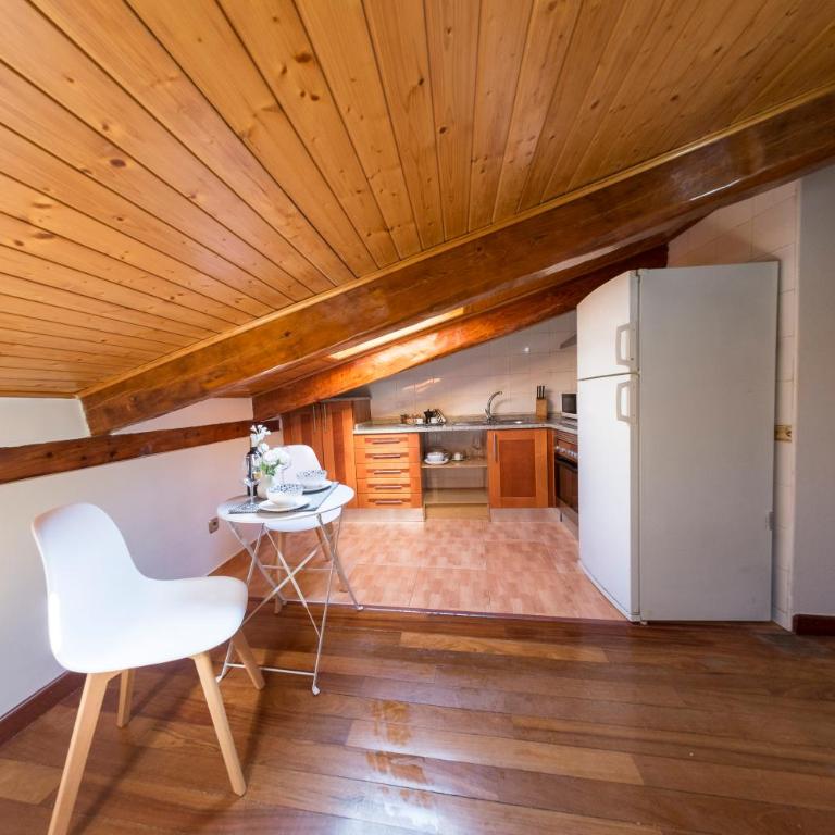 Apartamentos Madrid Atocha - Standard Studio - 2