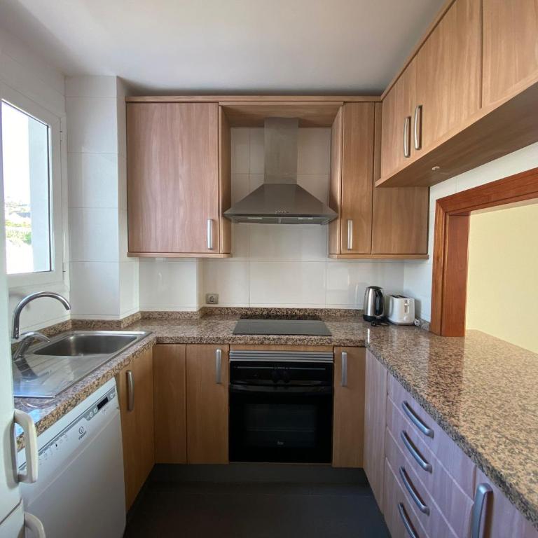 Grand and luxurious duplex with large terrace and amazing sea views - Two-Bedroom Apartment - 7