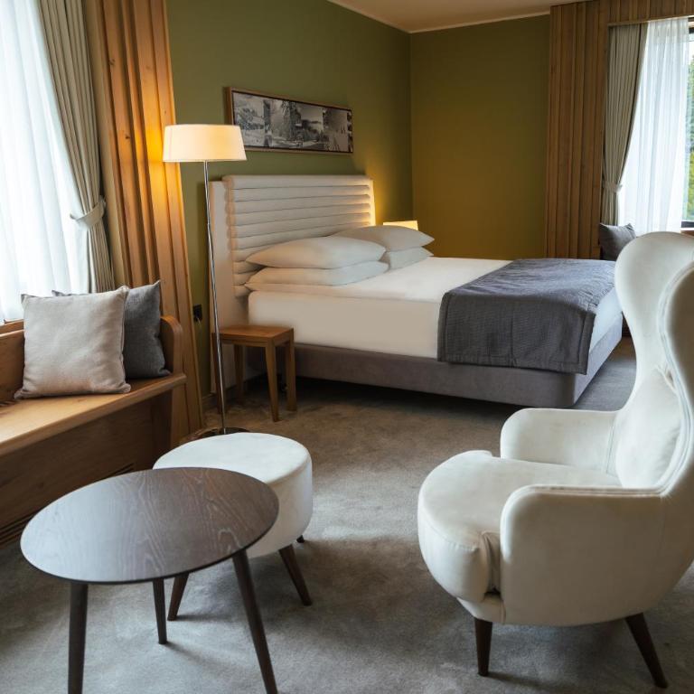 Gorski Hotel & Spa - Deluxe Family Room - 3