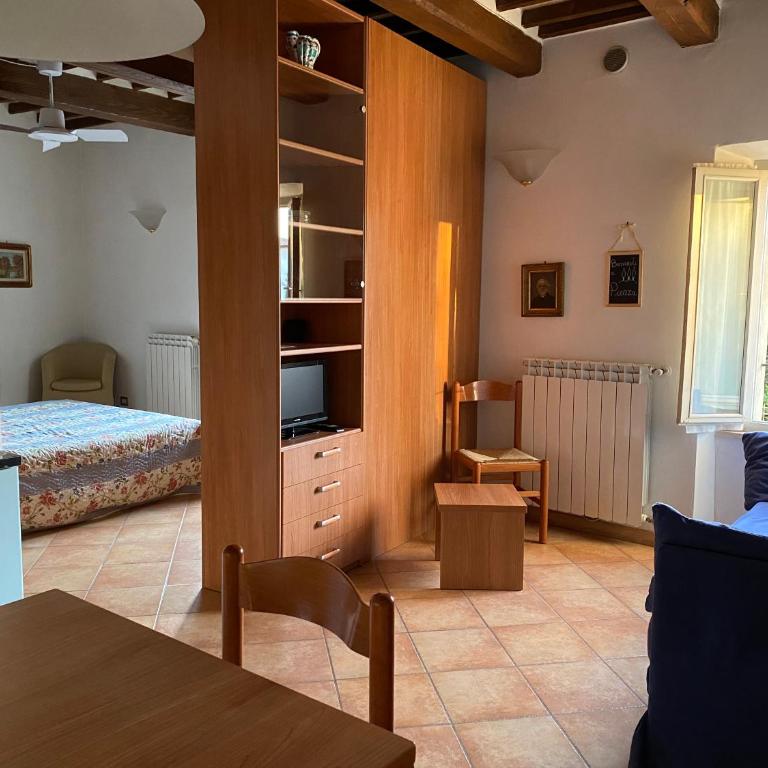 L’ ANGOLO DI PIENZA - Appartamento con 1 Camera da Letto - 2