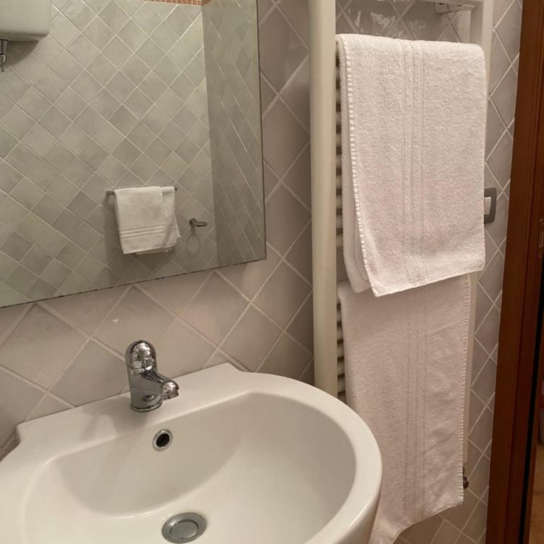 L’ ANGOLO DI PIENZA - Appartamento con 1 Camera da Letto - 2