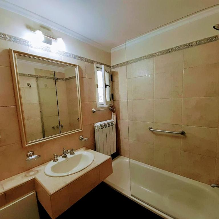 Casa Relax Liniers Chacras de Coria - Casa Unifamiliar de 3 dormitorios - 32