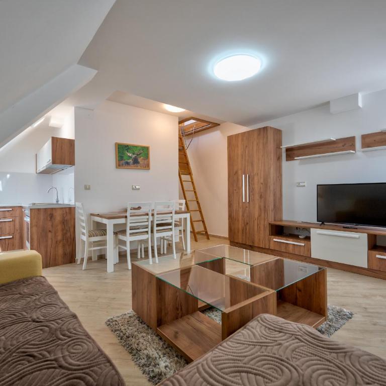 Lovac apartmani - Potkrovlje - 21