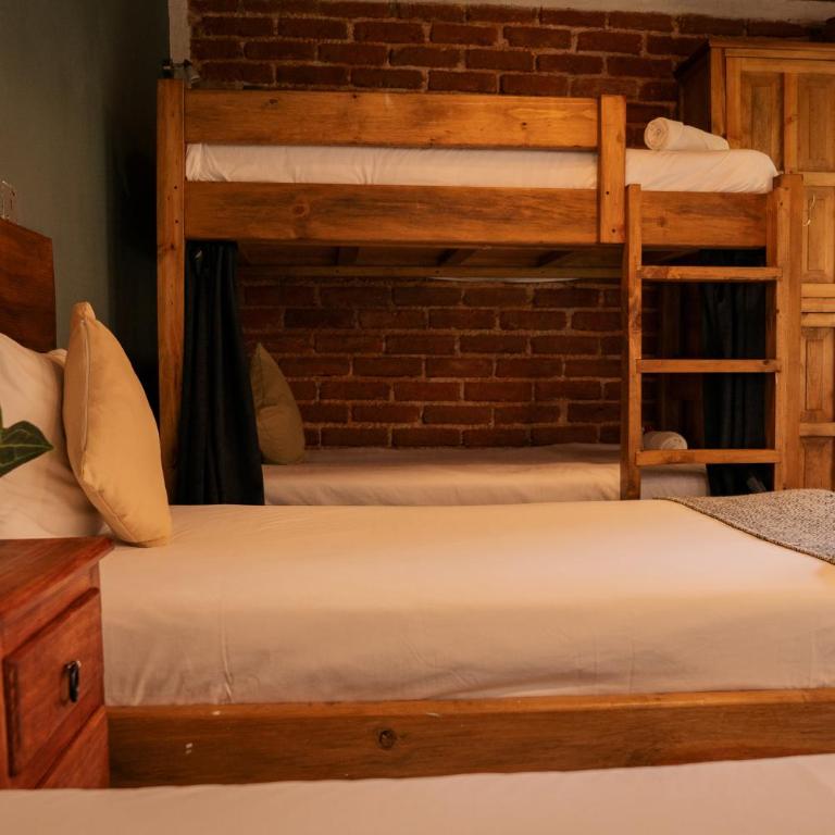 Hospedaje Boutique Paz Creativa - Quadruple Room with Private Bathroom - 13