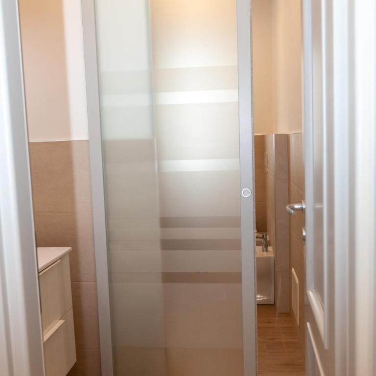 Rossini15 - garage privato - Appartamento con 2 Camere da Letto - 12