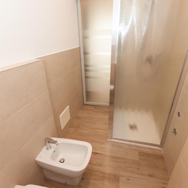 Rossini15 - garage privato - Appartamento con 2 Camere da Letto - 17
