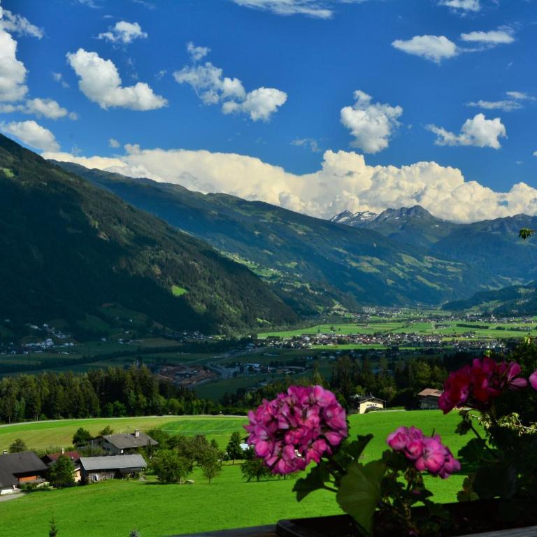 Ferienwohnung Staudach, Apartment - Three-Bedroom Chalet - 59