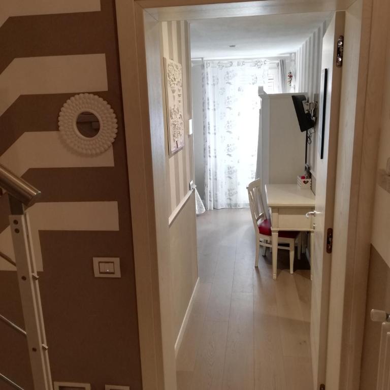 B & B San Domenico - Camera Matrimoniale/Doppia con Letti Singoli con Bagno Privato - 7