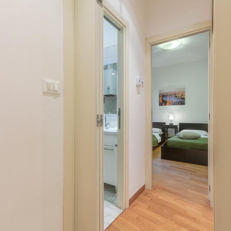 GuestHost - Cozy Apartment near Margherita Gardens! - One-Bedroom Apartment - 12