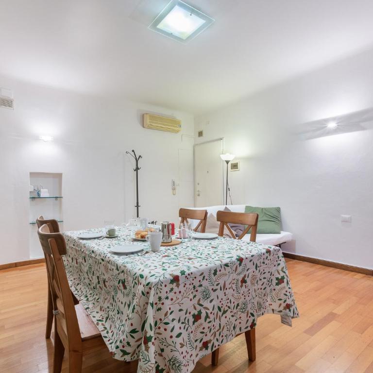 GuestHost - Cozy Apartment near Margherita Gardens! - One-Bedroom Apartment - 6