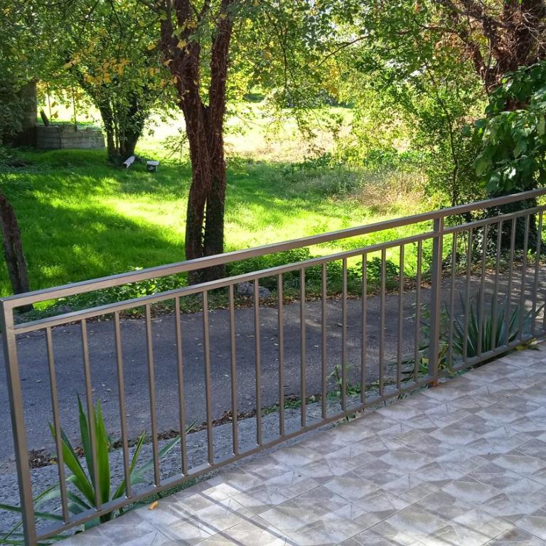 MD - Two-Bedroom Apartment with Balcony and Terrace - 4