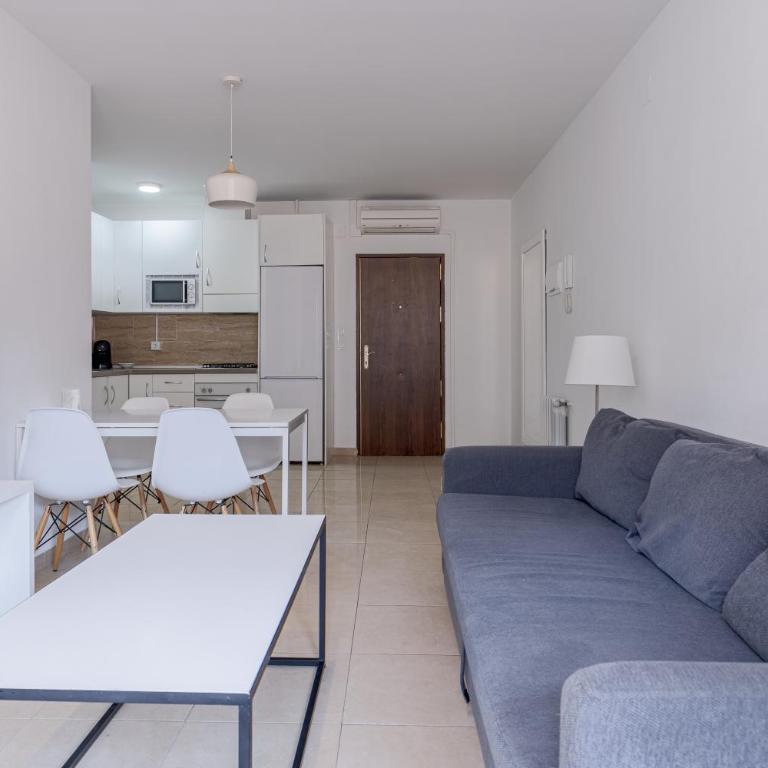 FUN BUILDING APARTMENTS by HOMEABOUT - Superior 2BR 2BT & Private Exterior Balcony - 12