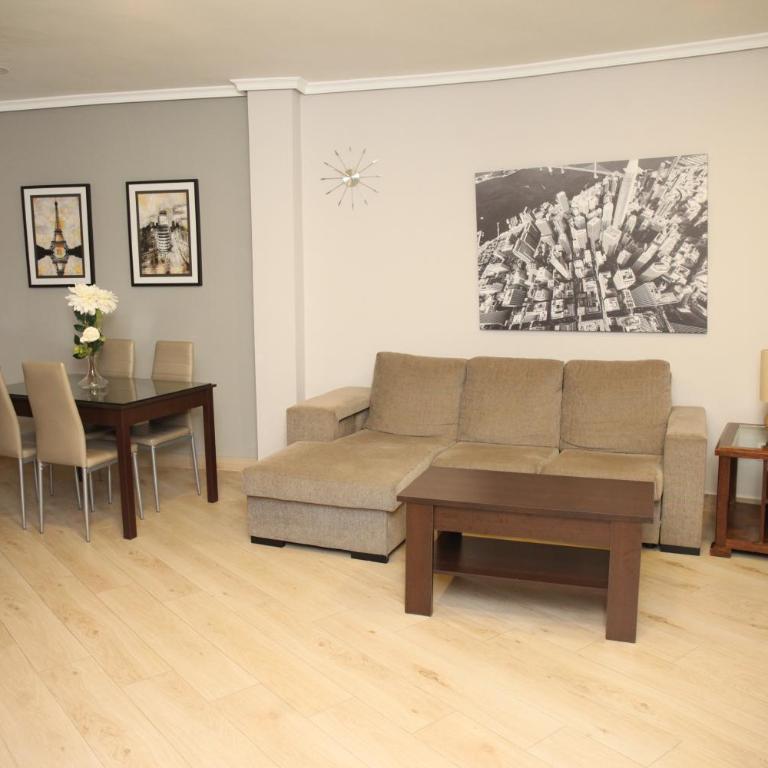 Caño - Two-Bedroom Apartment - 12
