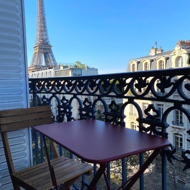 Outstanding 2 bedrooms with a terrific Eiffel Tower view - Appartement 2 Chambres - 20