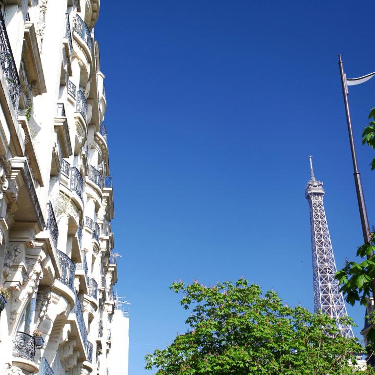 Outstanding 2 bedrooms with a terrific Eiffel Tower view - Appartement 2 Chambres - 9