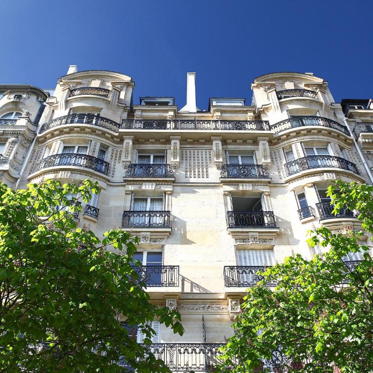 Outstanding 2 bedrooms with a terrific Eiffel Tower view - Appartement 2 Chambres - 23