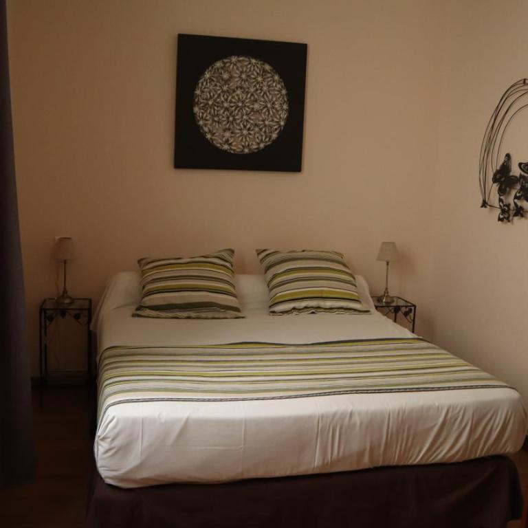 Hotel Du Forum - Chambre Quadruple - 9