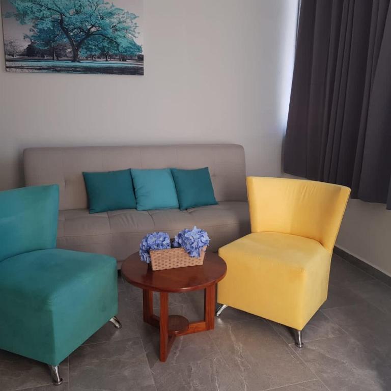 Centrico Departamento 401 - Two-Bedroom Apartment - 4