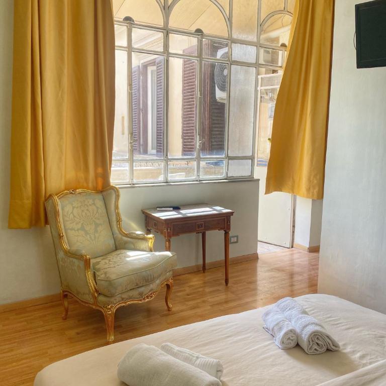 Virgilio Suite Roma - Chambre Double avec Balcon - 5